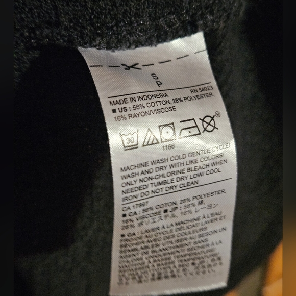 Banana republic black blouse - Picture 3 of 3